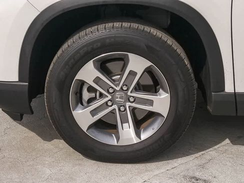 Used 2025 Honda Pilot EX-L image 5