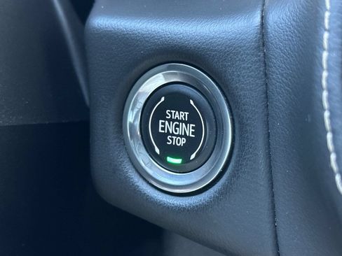 Certified 2023 GMC Yukon SLT w/ SLT Premium Package RWD image 25