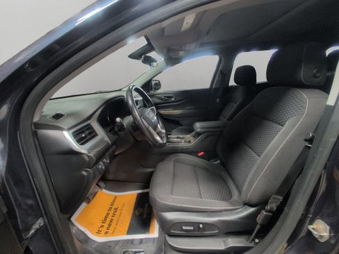 Used 2019 GMC Acadia SLE image 9