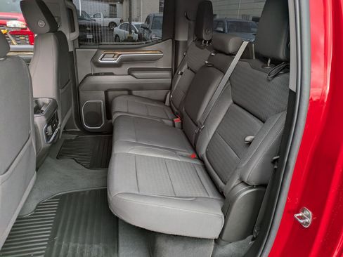 Used 2022 GMC Sierra 1500 Elevation image 17