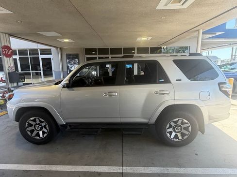 Used 2022 Toyota 4Runner SR5 RWD image 8