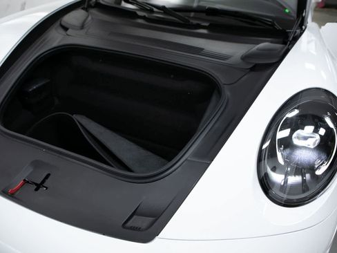 Certified 2025 Porsche 911 Carrera RWD image 35