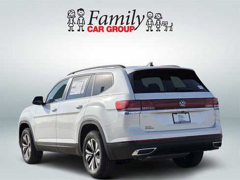 New 2026 Volkswagen Atlas SE image 3