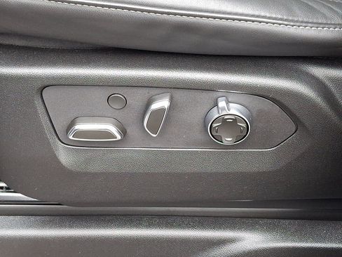 Certified 2024 Cadillac Escalade V w/ Heavy-Duty Trailer Package image 17