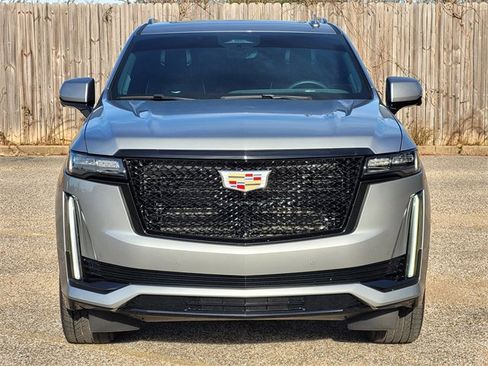 Used 2024 Cadillac Escalade Sport Platinum image 2