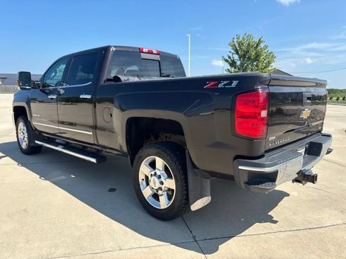 Used 2019 Chevrolet Silverado 2500 LTZ w/ Vortec Plus Package AWD/4WD image 39