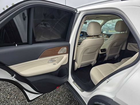Used 2024 Mercedes-Benz GLE 450 4MATIC image 17