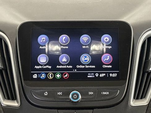 Used 2024 Chevrolet Malibu LT image 25