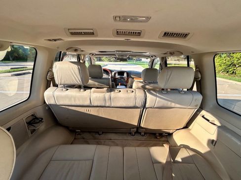 Used 2003 Toyota Land Cruiser image 15