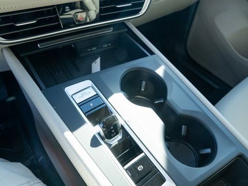 New 2026 Volkswagen Atlas SE image 23