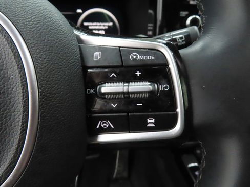 Used 2023 Kia Sorento SX Prestige image 13