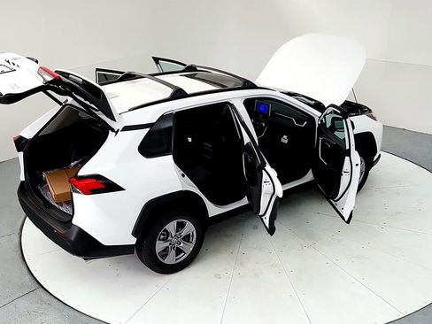 Certified 2023 Toyota RAV4 XLE w/ Convenience Package AWD/4WD image 27