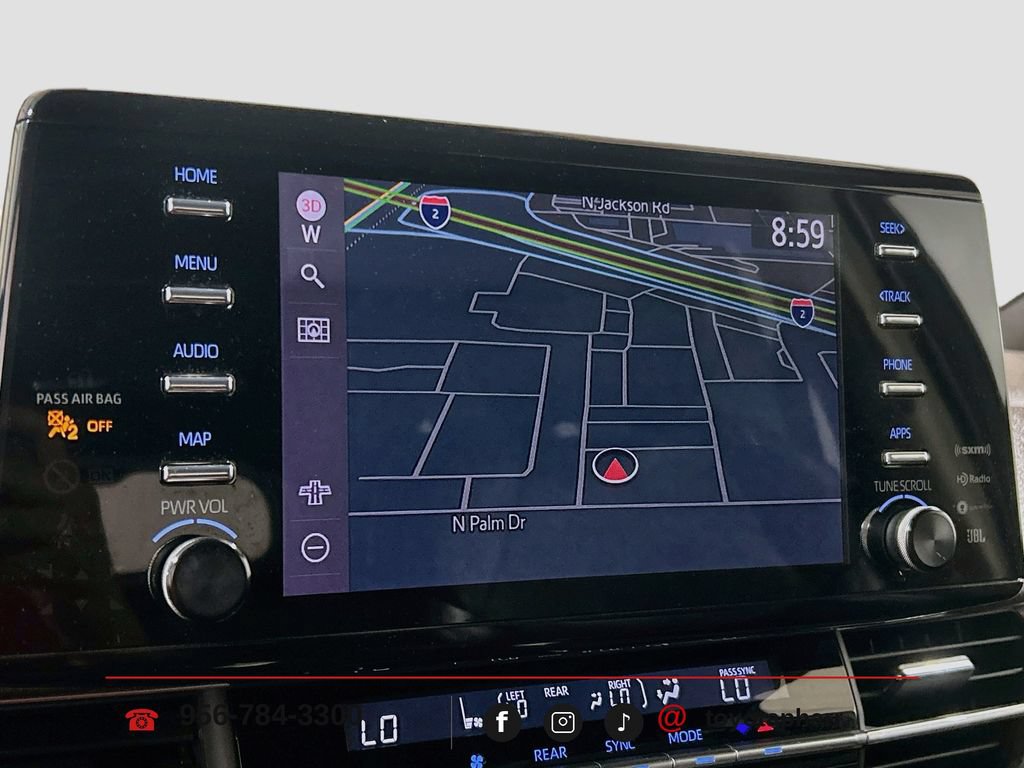 Used 2021 Toyota Sienna Platinum FWD image 12