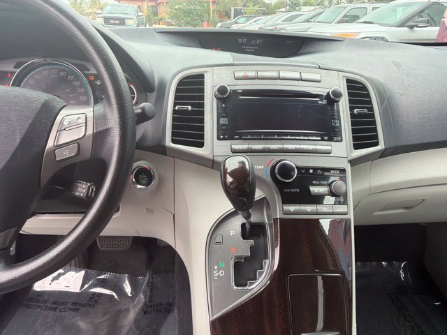 Used 2010 Toyota Venza AWD image 12