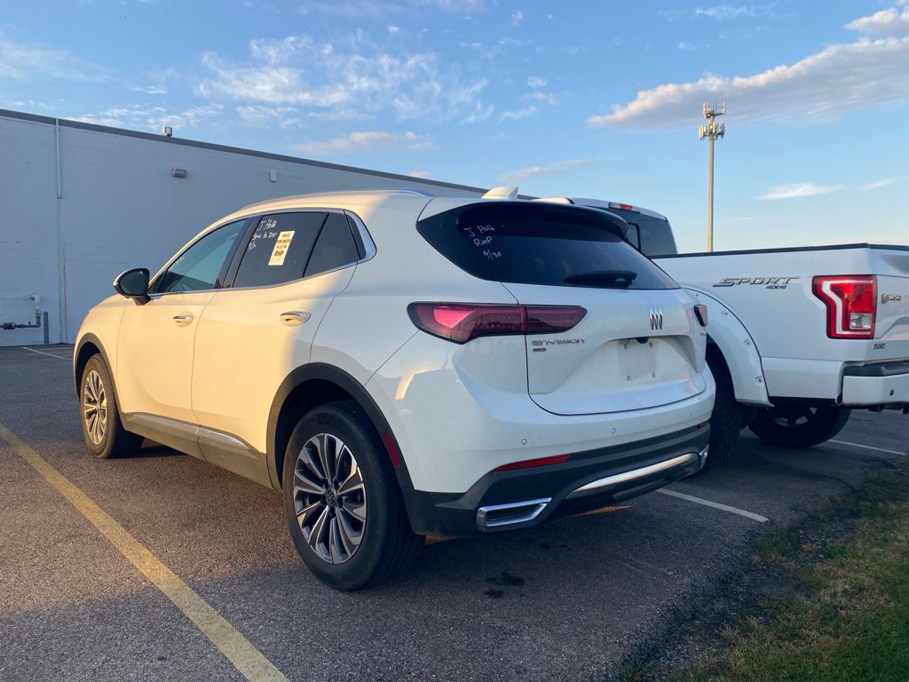 Used 2024 Buick Envision Preferred AWD/4WD image 9
