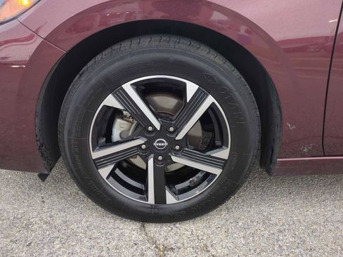 Used 2024 Nissan Sentra SV image 32