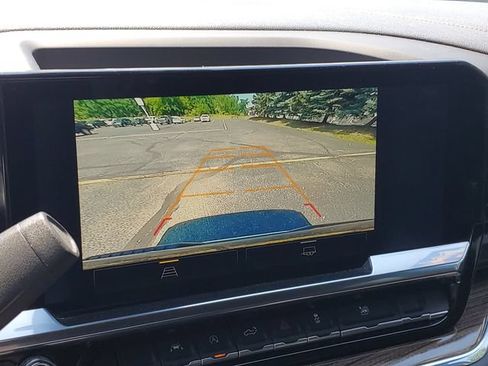 Certified 2025 Chevrolet Silverado 1500 LT AWD/4WD image 18