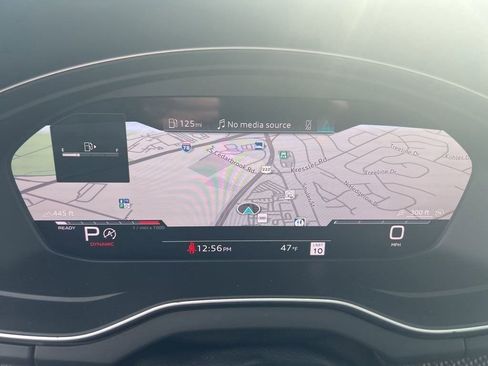 Used 2024 Audi SQ5 Prestige w/ Prestige Package image 14