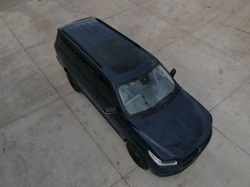 Used 2019 Lincoln Navigator L Reserve w/ Cargo Package image 57