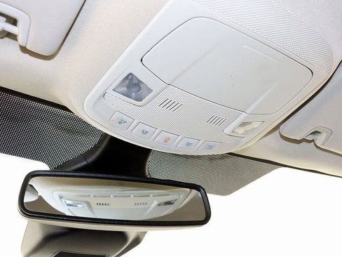 Used 2023 Ford Edge SEL image 21