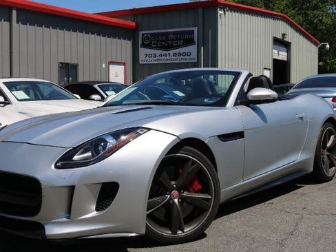 Used 2015 Jaguar F-TYPE S RWD image 2