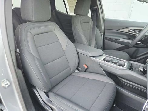 New 2026 Chevrolet Equinox EV LT image 12