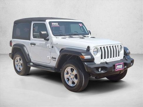Used 2021 Jeep Wrangler Sport AWD/4WD image 3