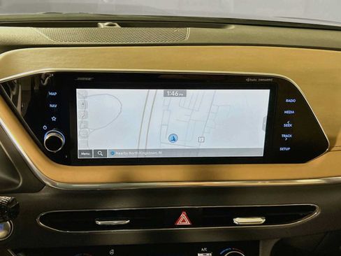 Certified 2023 Hyundai Sonata Limited w/ Preferred Accessory Package FWD image 15