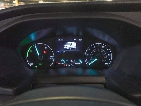 Used 2024 Ford E-Transit 148 Medium Roof image 13