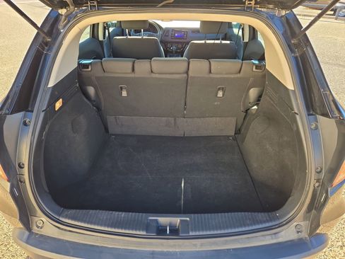 Used 2016 Honda HR-V LX image 12