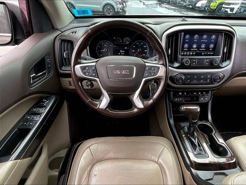 Used 2019 GMC Canyon SLT w/ Driver Alert Package image 16