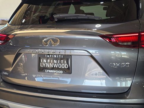 Used 2022 INFINITI QX50 Luxe image 27