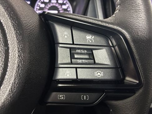 Used 2025 Subaru Forester Premium w/ Convenience Package #2 AWD/4WD image 12