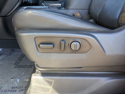 Used 2021 Chevrolet Silverado 2500 LTZ w/ LTZ Plus Package image 20