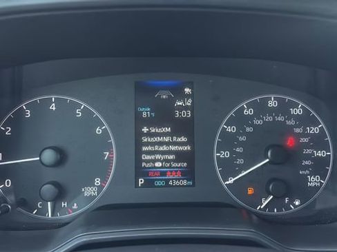 Used 2024 Toyota Corolla Cross LE FWD image 13