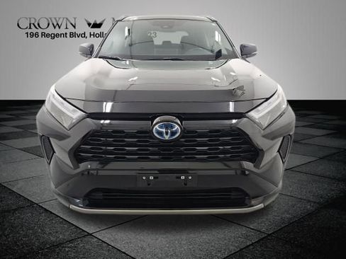 Used 2024 Toyota RAV4 SE w/ Convenience Package image 2