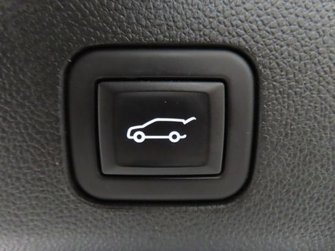 Used 2024 GMC Yukon XL Denali Ultimate image 45