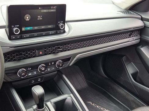 Used 2023 Honda Accord LX image 24