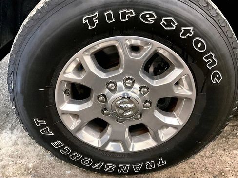 Used 2024 RAM 3500 Laramie image 8