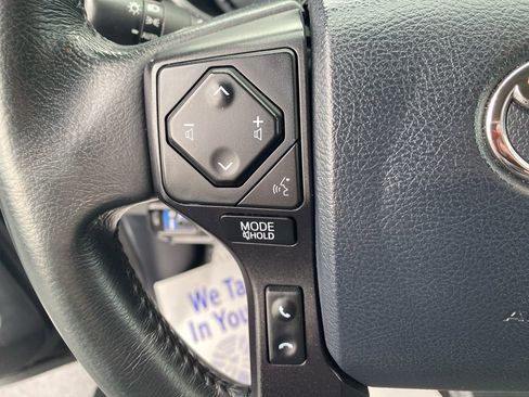 Used 2020 Toyota Sequoia Limited w/ Safety & Convenience Package image 17