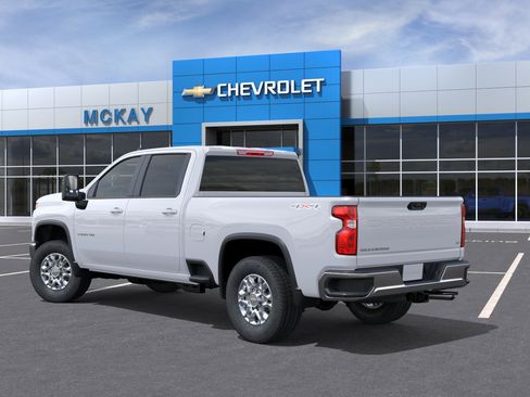 New 2026 Chevrolet Silverado 2500 LT image 3