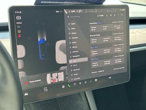 Used 2023 Tesla Model Y Long Range image 37