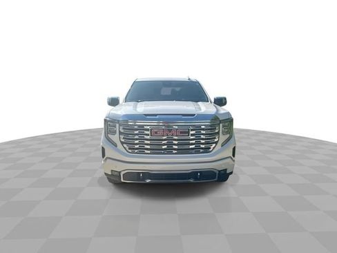 Used 2024 GMC Sierra 1500 Denali AWD/4WD image 4