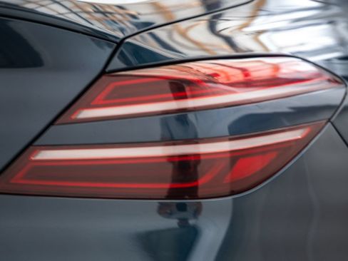 Used 2025 Genesis G70 2.5T AWD/4WD image 10