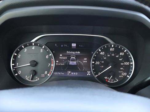 Used 2021 Nissan Titan Platinum Reserve w/ Moonroof Package image 28