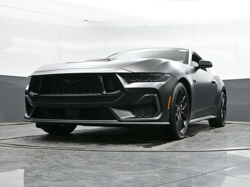 Used 2025 Ford Mustang GT Premium RWD image 45