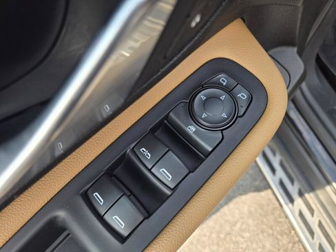 Used 2020 GMC Terrain SLT w/ Preferred Package FWD image 25