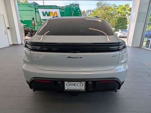 Used 2024 Porsche Macan 4 Electric AWD/4WD image 12