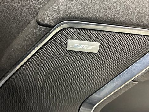 Used 2023 GMC Sierra 1500 SLT w/ SLT Premium Package AWD/4WD image 10