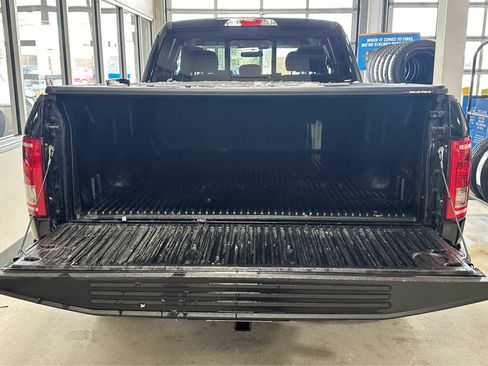 Used 2017 Ford F150 XLT w/ Equipment Group 302A Luxury image 9